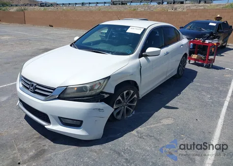 2014 Honda Accord Sport z USA, uszkodzony, nr VIN 1HGCR2F56EA267275